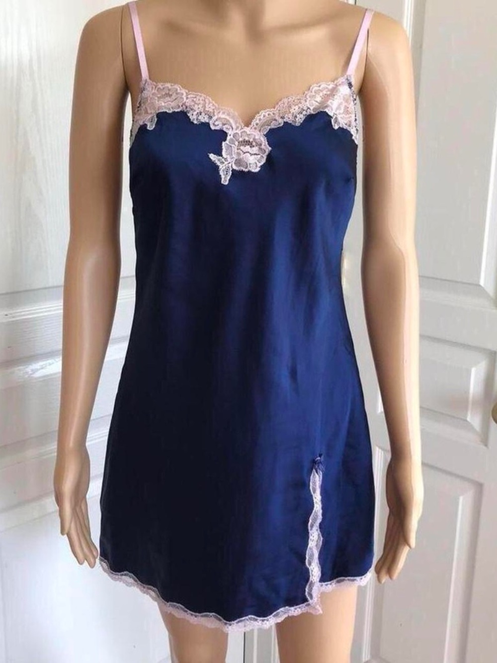 🌹Victoria’s Secret 🌹 Navy Slip Dress Size Small